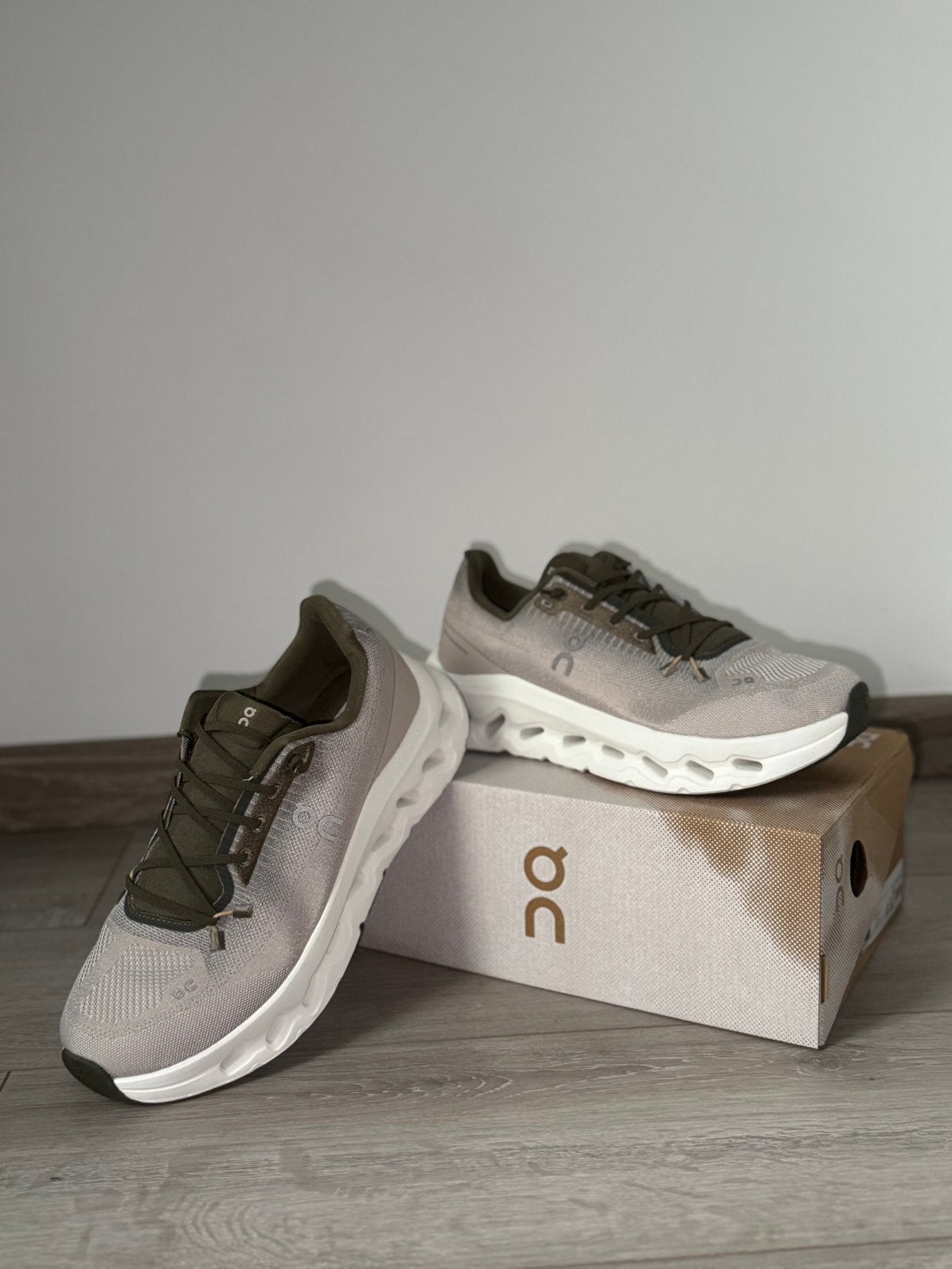 On Cloud vert taille 43, Vêtements | Hommes, Enlèvement ou Envoi, Comme neuf