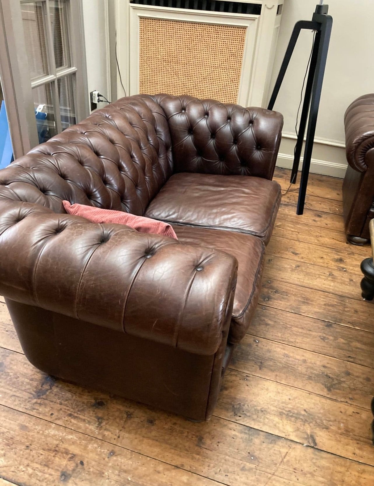 Chesterfield 2 zit, Ophalen, Zo goed als nieuw