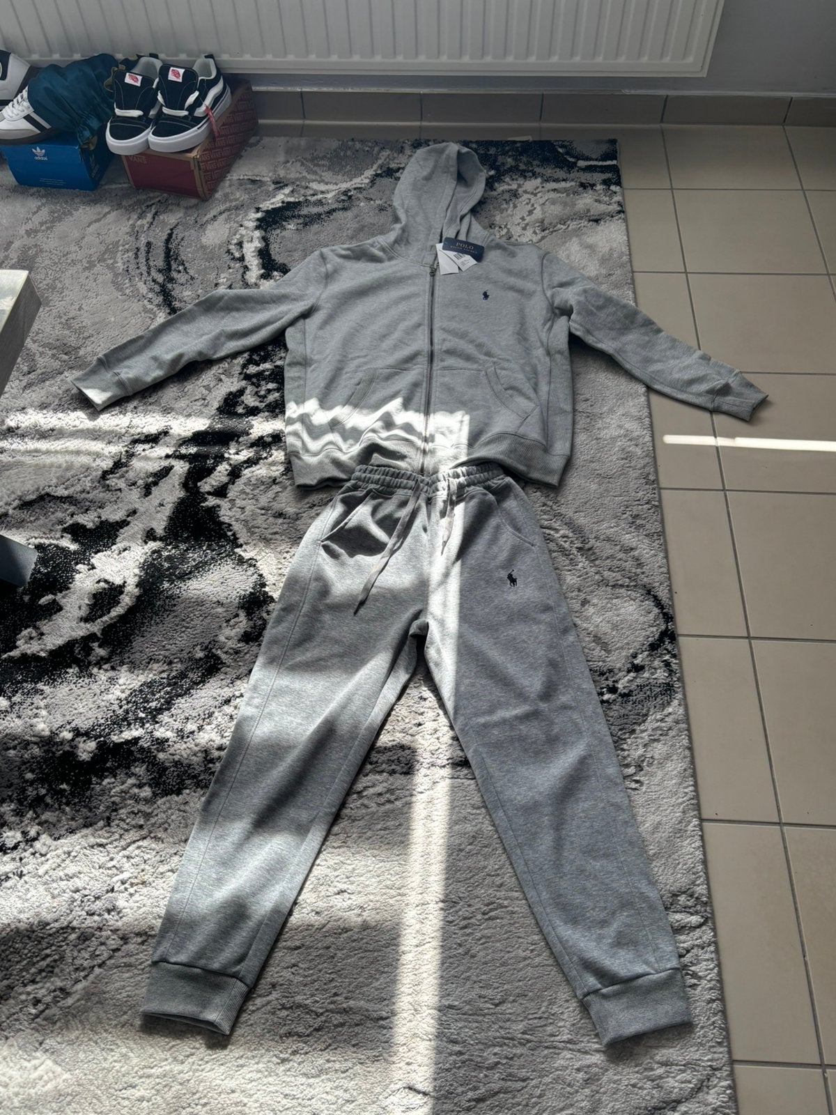 Ralph Lauren,the hoodie is size M,the the troussers size s, Kleding | Heren, Heren-kledingpakketten, Nieuw, Overige maten, Verzenden