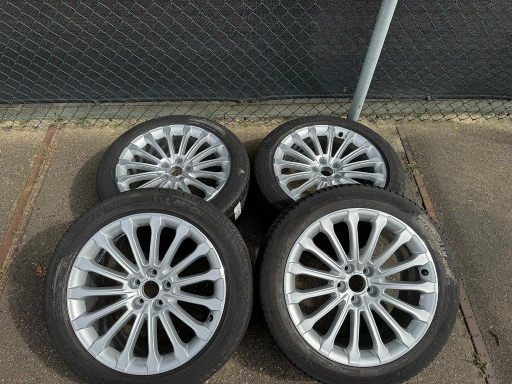 Ensemble de jantes Audi A8 original - 19 pouces 255/45 R19, Pneus et Jantes, 255 mm, Véhicule de tourisme, Pneus été