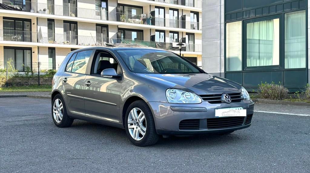 VOLKSWAGEN GOLF UNITED 1.4i ESSENCE, Auto's, Bedrijf, Golf, Te koop, Open dak