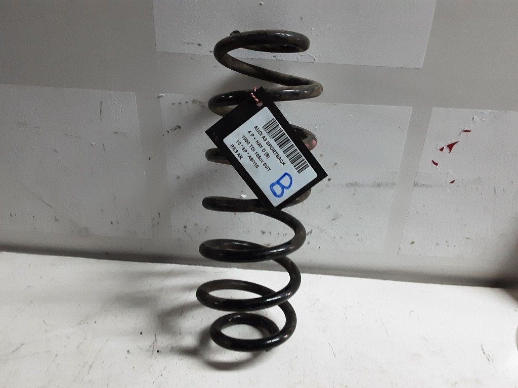 RESSORT DE SUSPENSION ARRIERE Audi A3 Sportback (8PA), Mevr. I. Hauben, Audi, Utilisé, Rue de l'Espoir 34 34
4030  GRIVEGNÉE, BE