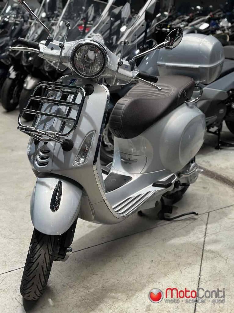 Vespa Primavera 50 Touring 4T E4 2015 [22212 km], Fietsen en Brommers, Scooters | Vespa, Ophalen, Overige modellen, Zo goed als nieuw