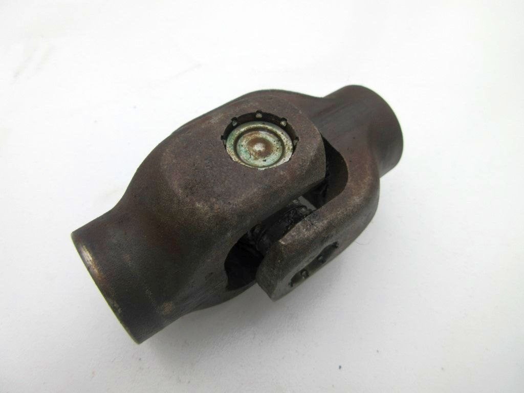 Honda VT700 cardan as kruiskoppeling VT 700 kruis koppeling, Ophalen of Verzenden, Gebruikt