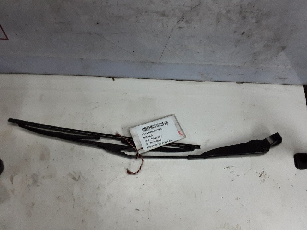ESSUIE-GLACE BRAS ARRIÈRE VITRE Renault, Autos : Pièces & Accessoires, Renault, Mevr. I. Hauben, Utilisé, Rue de l'Espoir 34 34
4030  GRIVEGNÉE, BE