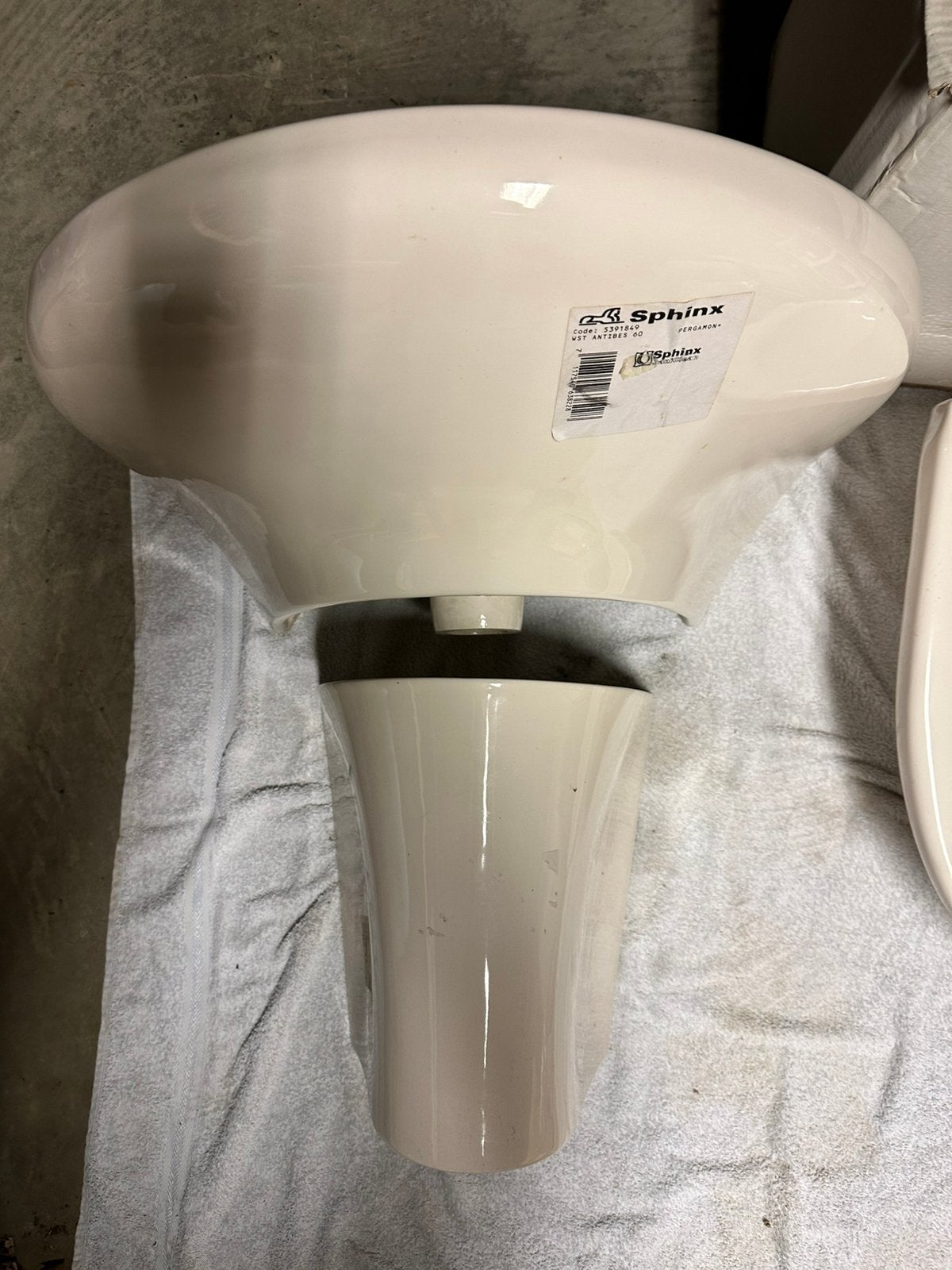 2 lavabo, 2 spiegels, 1 wc bril, Ophalen, Zo goed als nieuw