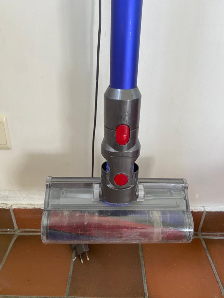 Dyson v7 fluffy, Enlèvement, Utilisé, Dyson