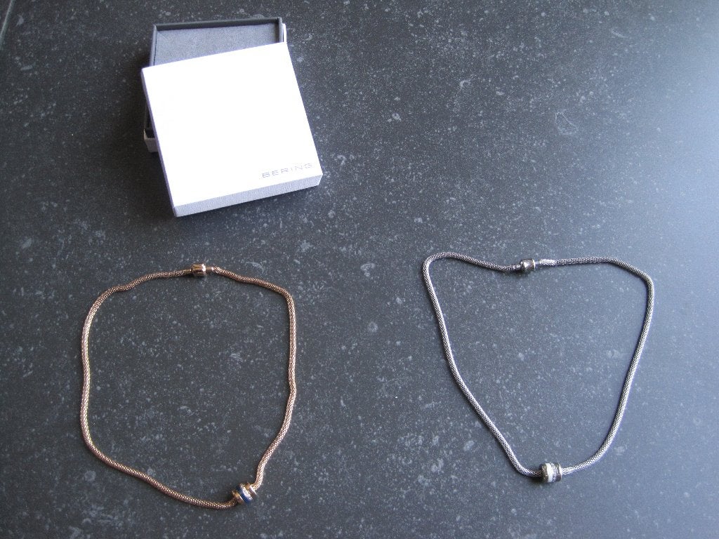 2 halskettingen Bering, Bijoux, Sacs & Beauté, Colliers, Enlèvement ou Envoi, Rose, Avec pendentif, Comme neuf