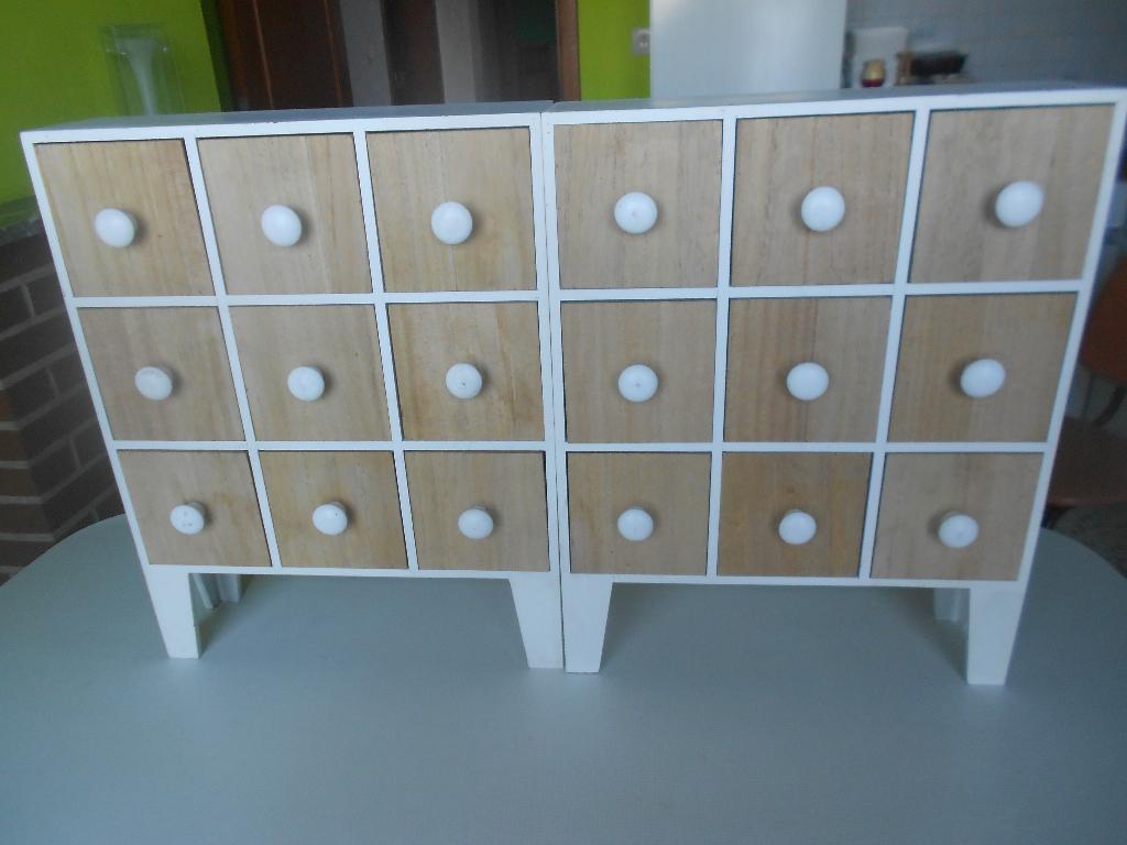 2 armoires avec tiroirs L 75 H 48 P 10 cm, Maison & Meubles, Armoires | Commodes, Enlèvement, Comme neuf