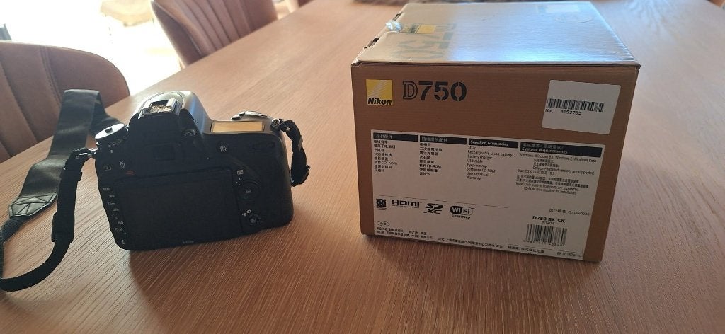 Nikon d750 full frame, TV, Hi-fi & Vidéo, Flash intégré, Comme neuf, Enlèvement, 24 mégapixels