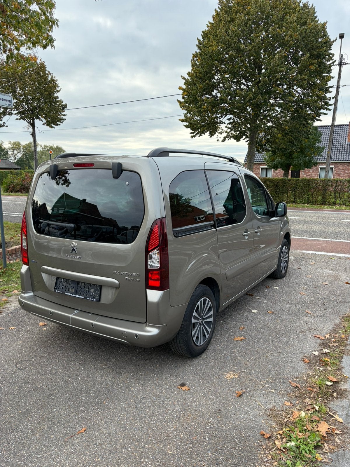 Peugeot partner tepee 146dkm benzine 2017, Auto's, Partner Tepee, Bedrijf, https://public.car-pass.be/vhr/8bd450e3-8228-43e0-b256-5fd0742f9d07