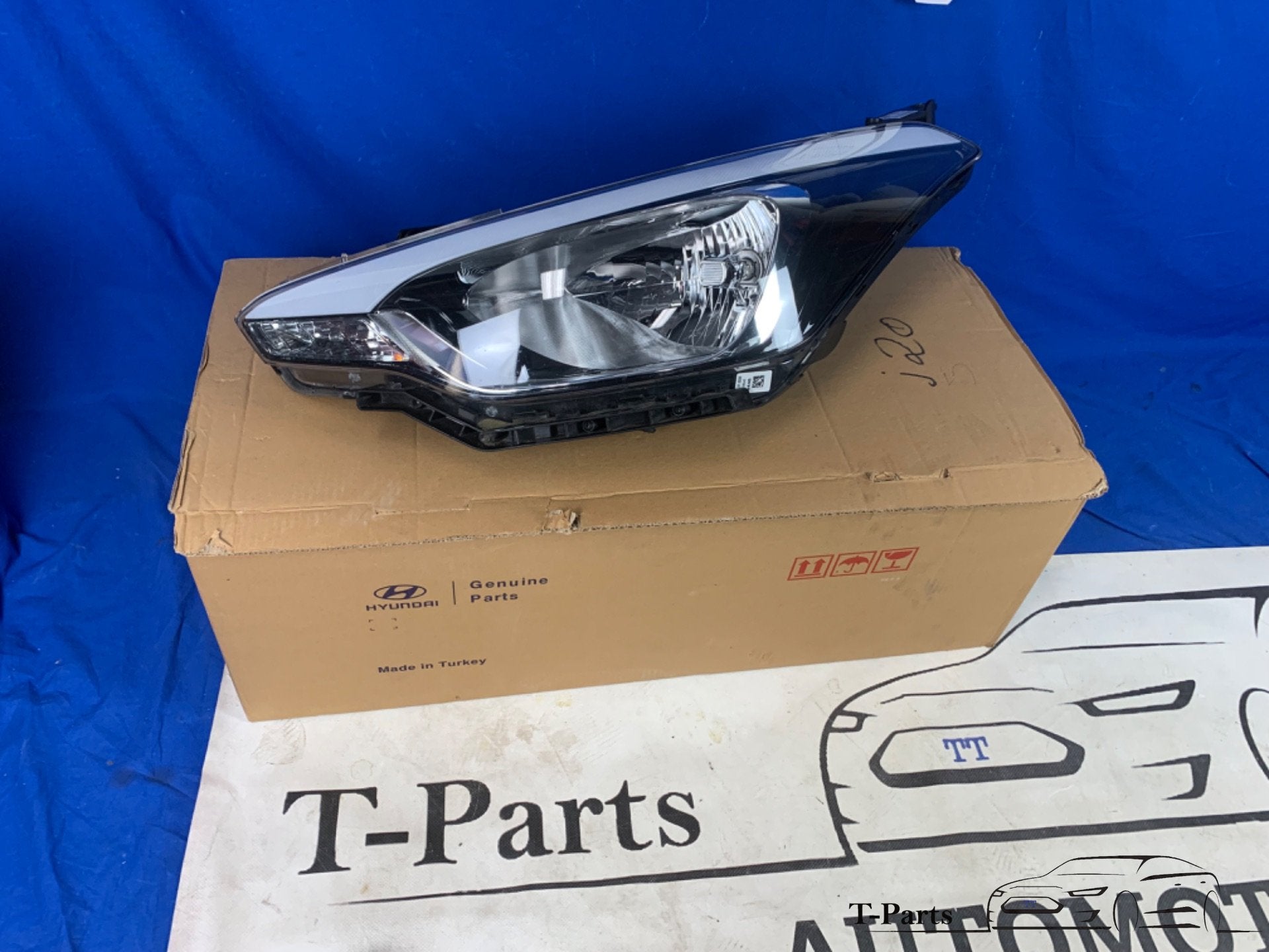 Hyundai i20 koplamp liens 92101C8000 lampe LED, Info@fabrikant.eu, Fabrikant BV, Utilisé, Hyundai