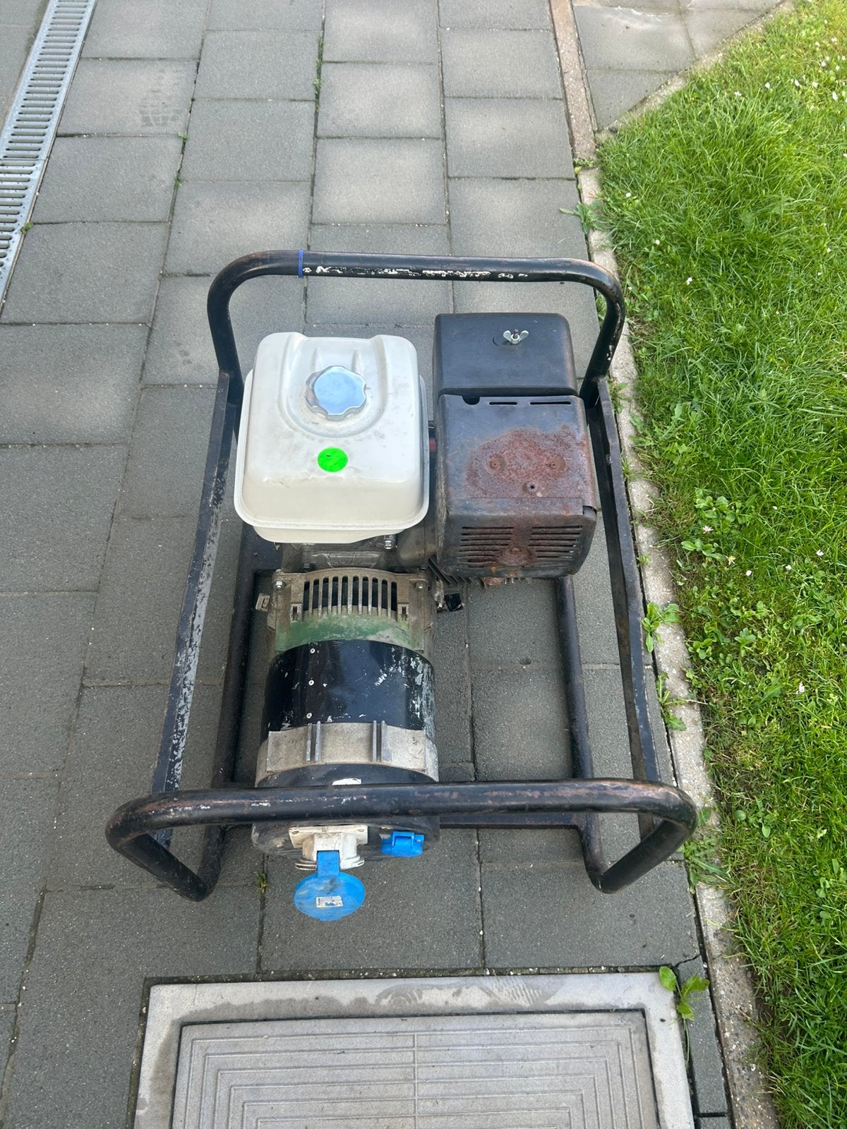 Stroomgenerator honda, Doe-het-zelf en Bouw, Ophalen, Gebruikt, Dieselmotor