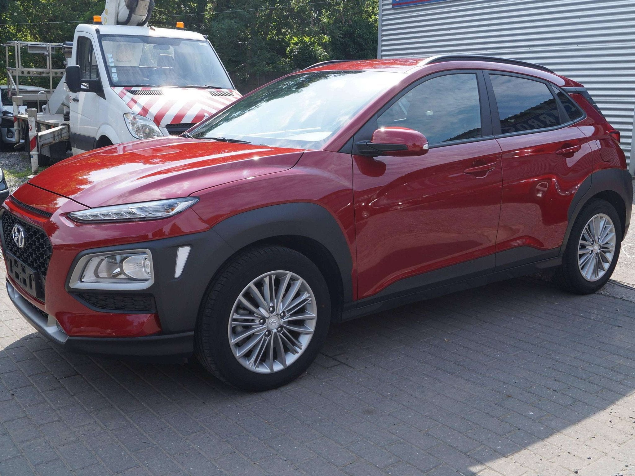 Hyundai KONA Kona 1.6 T-GDi Twist DCT GPF (EU6d-TEMP), Lichtsensor, Gebruikt, 4 cilinders, Bedrijf