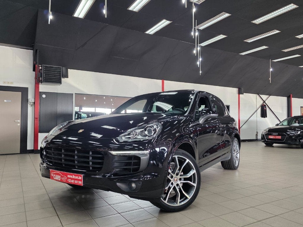 Cayenne 3.0 TD V6 Platinum Edition Tiptronic S**NAVI**CAMERA, Auto's, Porsche, Automaat, Cayenne, 173 g/km, Zwart