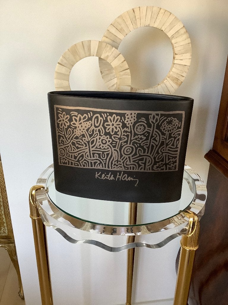 DESING KEITH HARING  KERAMISCHE OVALE VAAS., Ophalen, 26 cm, Zwart, Vaas