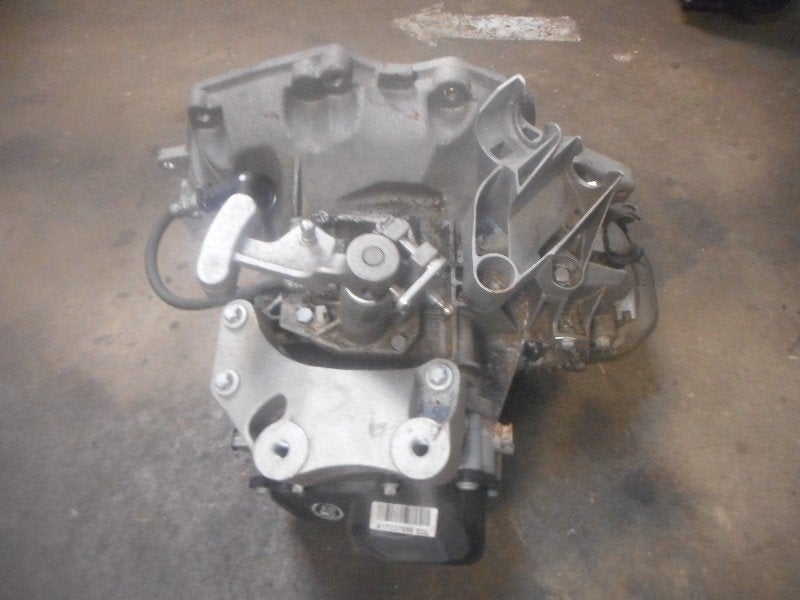 BOITE DE VITESSES Opel Corsa E (01-2014/06-2019) (24580479), Opel, Opel Automobile GmbH, Utilisé, Kontakt-opel@opel.com