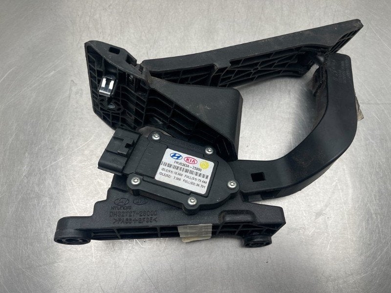 PEDALE D'ACCELERATEUR Hyundai iX35 (LM) (|DH3272728000|), Autos : Pièces & Accessoires, Utilisé, Hyundai