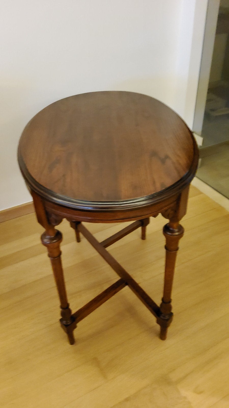 Table d'appoint - ovale, Maison & Meubles, Enlèvement, Ovale