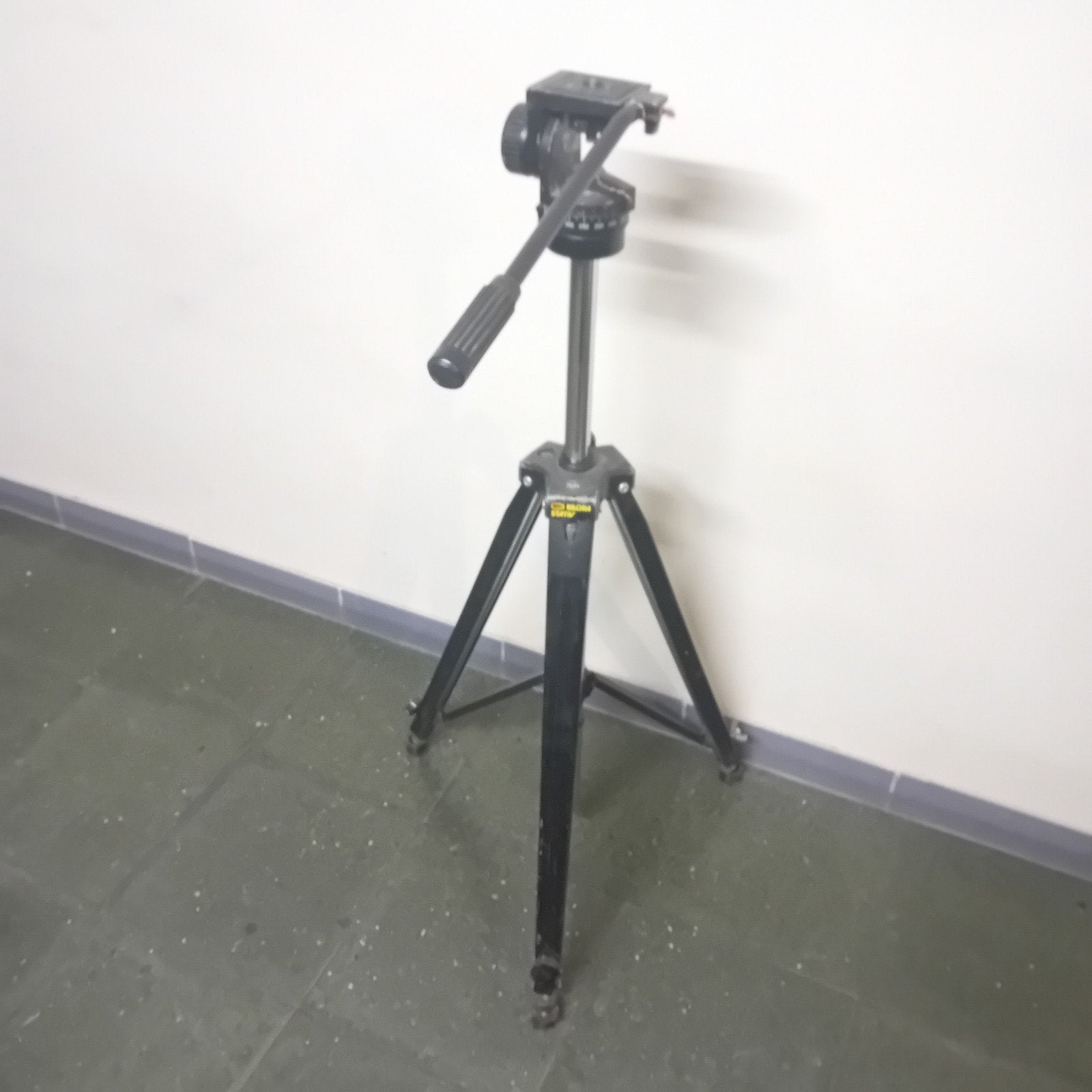 Statief camera, Audio, Tv en Foto, Ophalen, Gebruikt, 125 cm of minder, Bilora