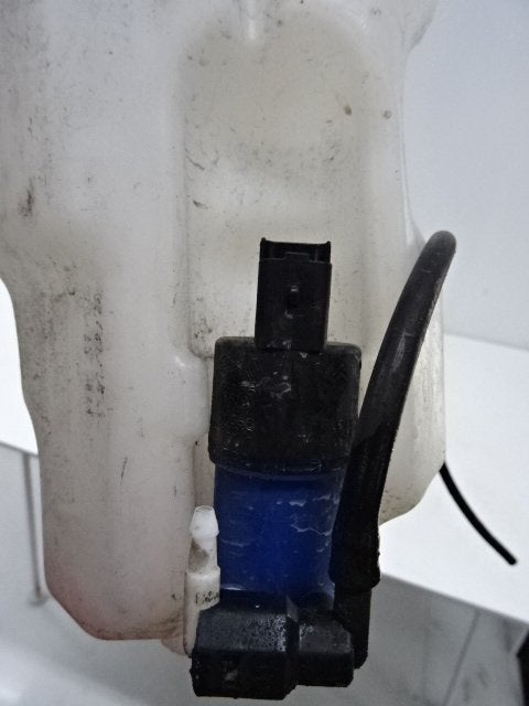 LAVE-GLACE POMPE AVANT Renault Twingo III (AH) (01-2014/-), Autos : Pièces & Accessoires, Vitres & Accessoires, Renault, Utilisé
