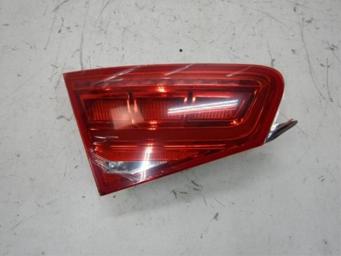 Audi A8 4H Achterlicht Achterklep Links, Enlèvement ou Envoi, Utilisé