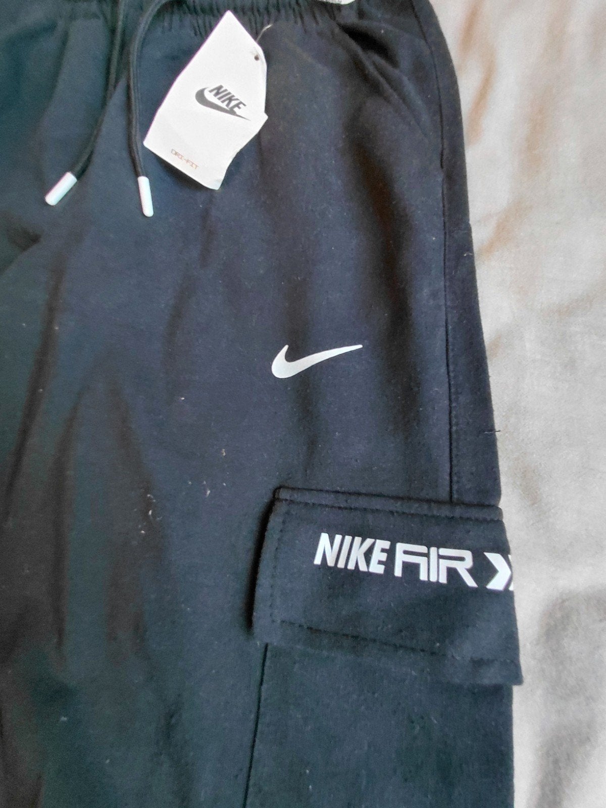 zwart sportbroek nike en puma-nieuw!, Kleding | Heren, Ophalen, Zwart, Nieuw, Maat 46 (S) of kleiner