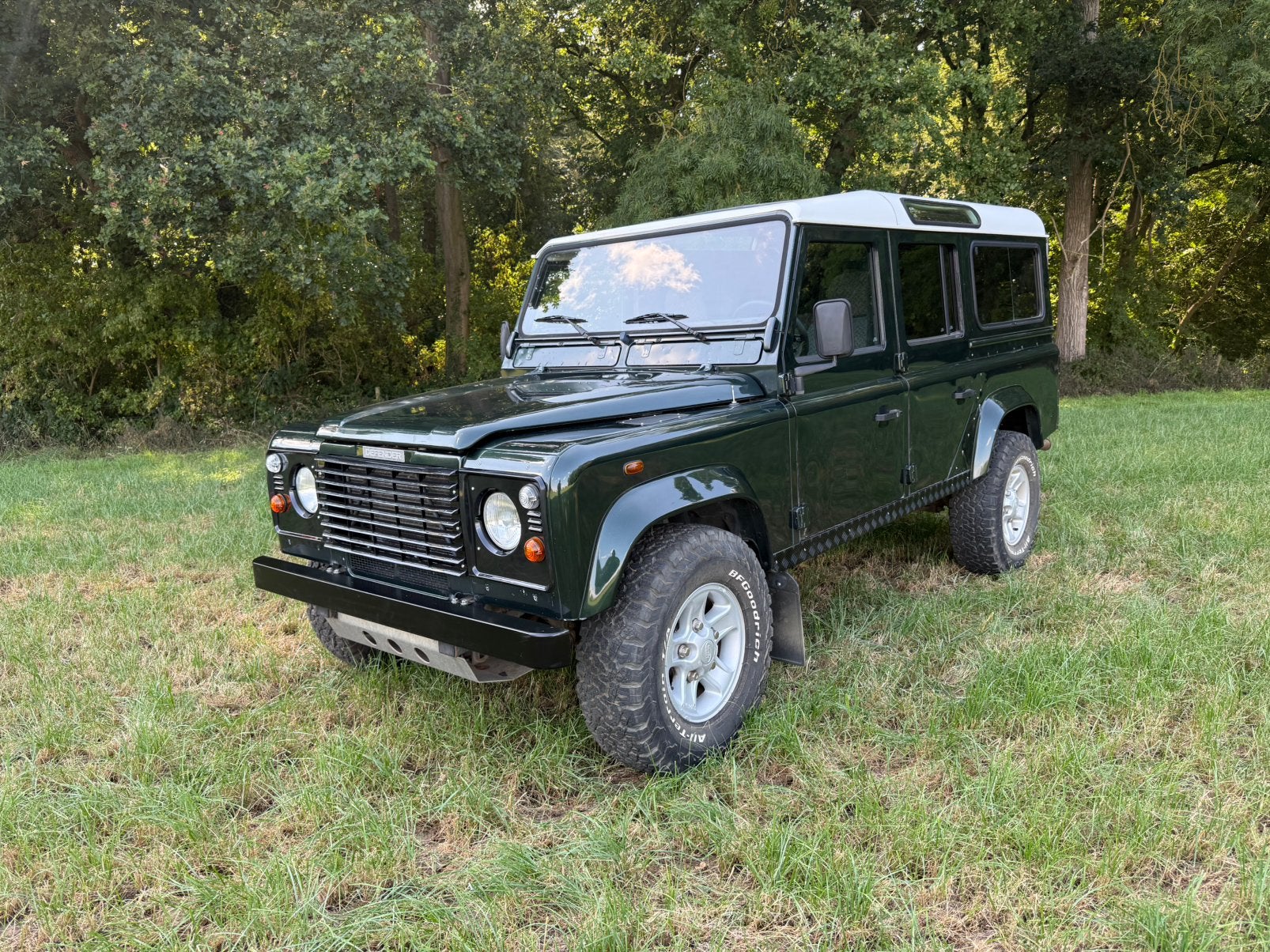 Land Rover Defender 110 TD5, Autos, Land Rover, Particulier, 4x4, Defender, Enlèvement