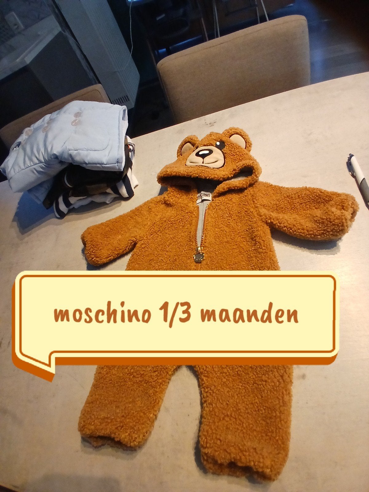 Costume d'ours Moschino 1/3 mois, Enfants & Bébés, Vêtements de bébé | Taille 62, Comme neuf, Garçon ou Fille, Costume, Envoi