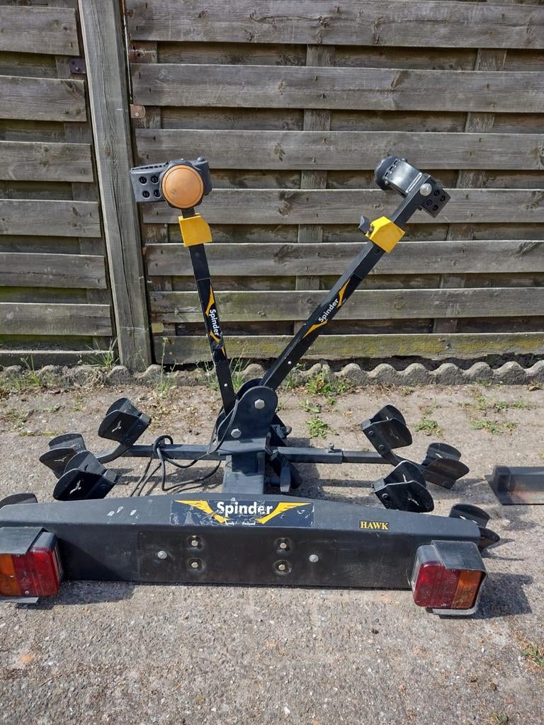 Fietsendrager voor 2 fietsen SPINDER trekhaak 75 kh, Ophalen, 2 fietsen