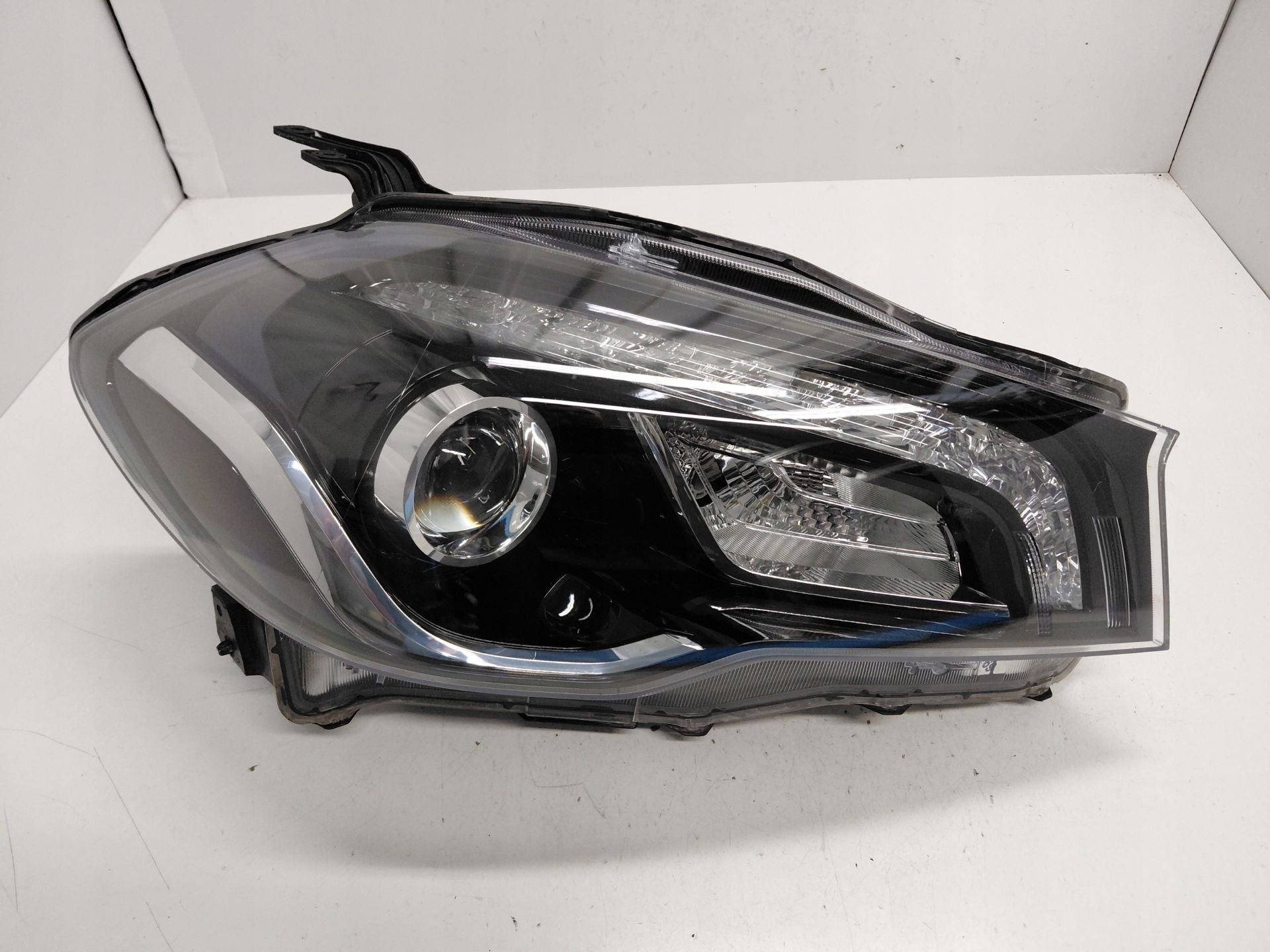 Suzuki SX4 S-Cross Lift Full Led Koplamp Rechts SX4, Auto-onderdelen, Gebruikt, Info@suzuki.co.jp, Takatsuka-cho, Chuo-ku 300
432-8611  Hamamatsu