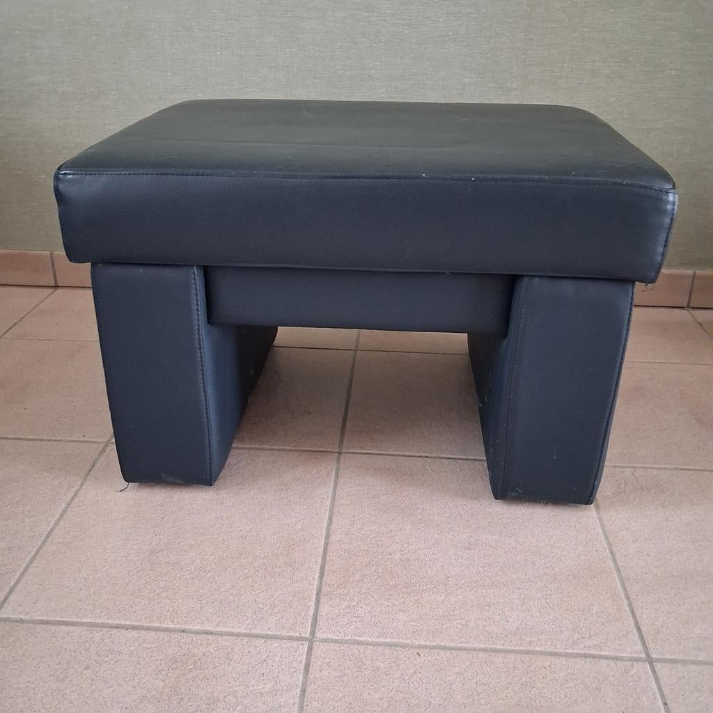 Lederen zitpoef 70x55x43, Huis en Inrichting, Zetels | Voetbanken en poefs, Ophalen