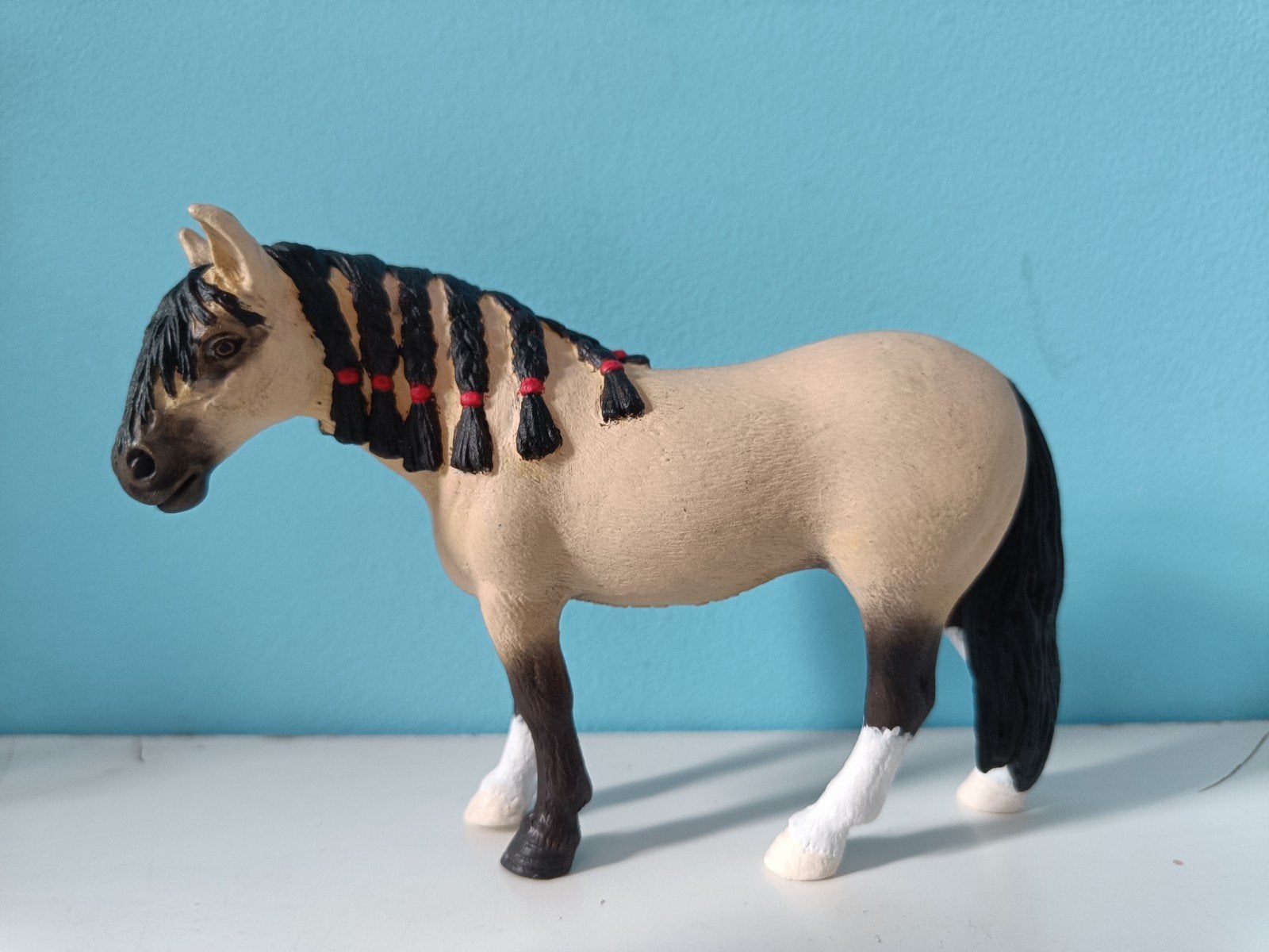 Schleich repaint 'Sienna', Enlèvement ou Envoi, Neuf, Cheval, Statue ou Figurine