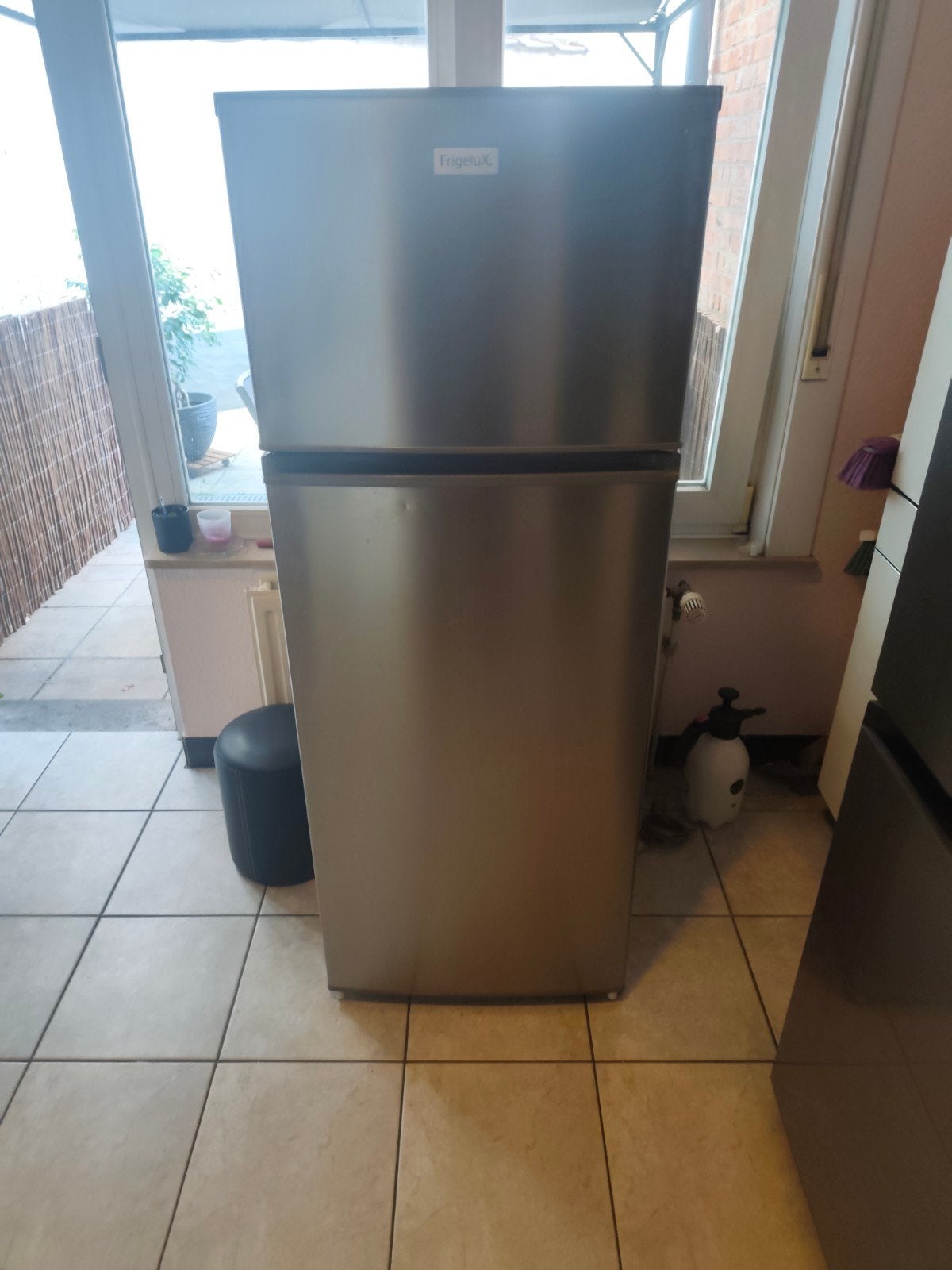 Frigo congélateur Frigelux Alu. 06/2024. Très bon état, Enlèvement