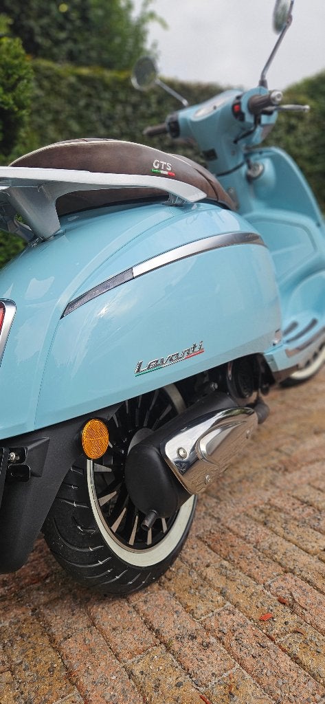 Scooter GTS Levanti ZONDER rijbewijs, Fietsen en Brommers, Ophalen, Zo goed als nieuw, Klasse A (25 km/u), Benzine