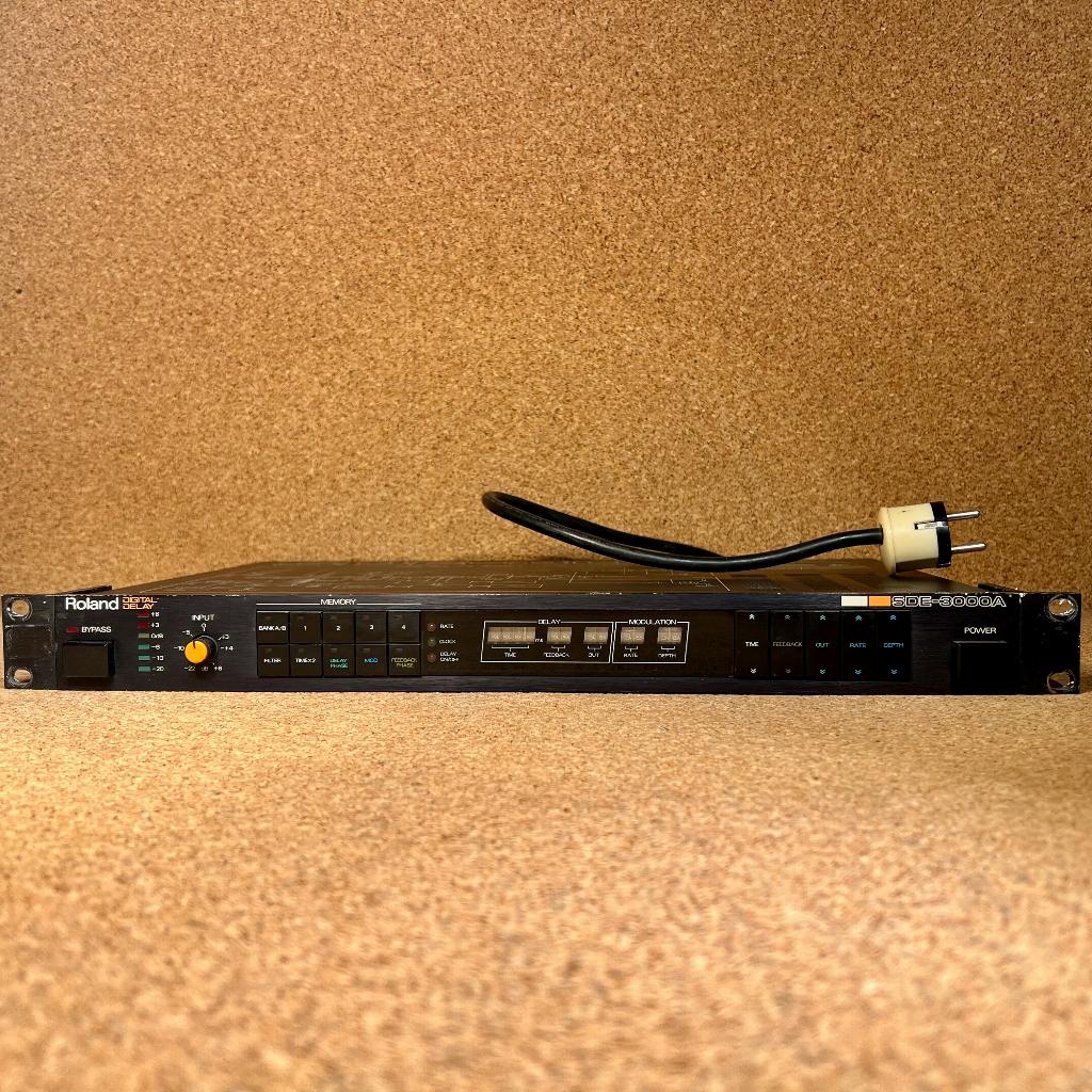 Te koop Roland SDE 3000, Gebruikt, Delay of Echo, Ophalen of Verzenden, Roland
