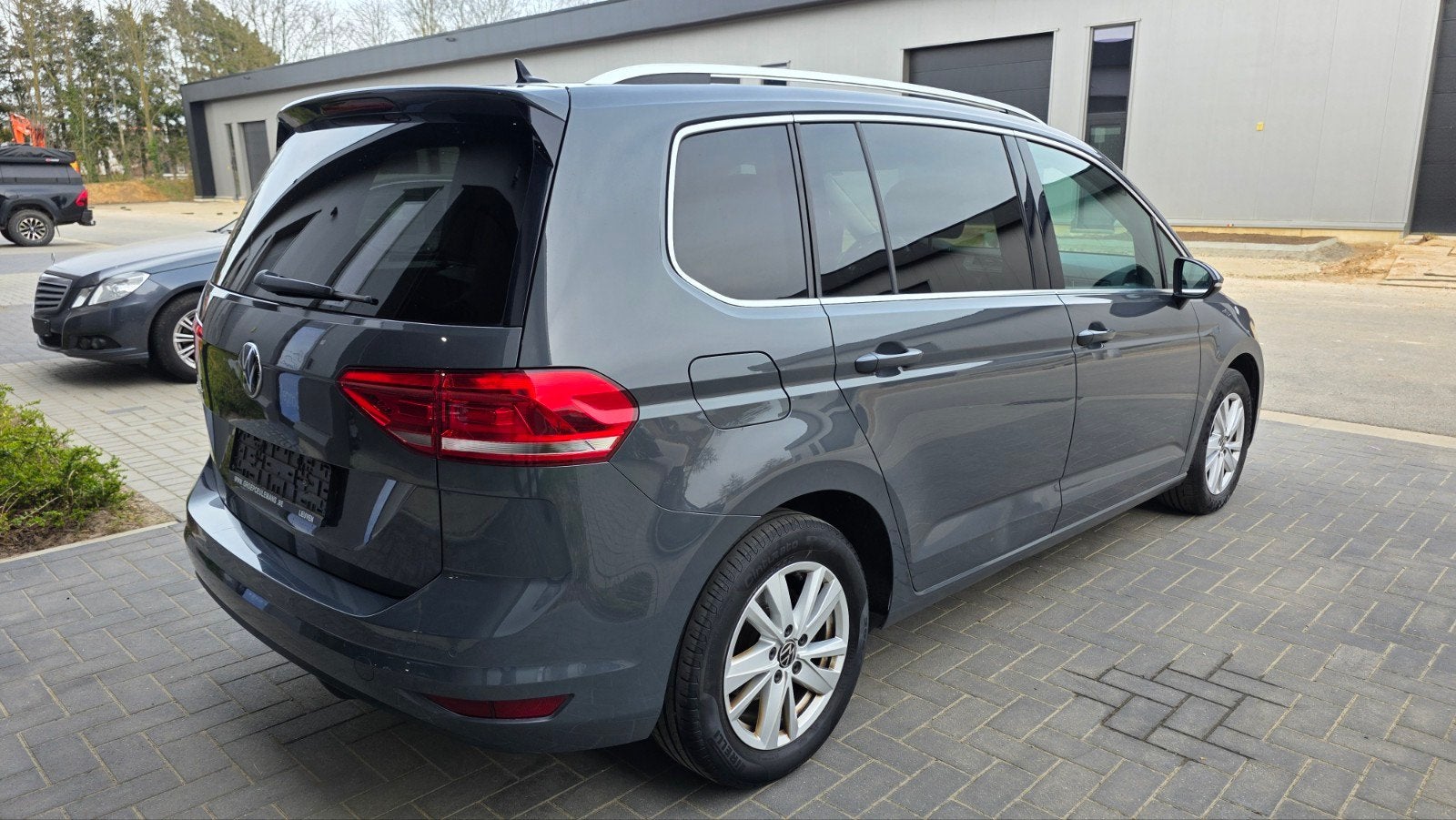 VW Touran 1.4 Benzine Automaat 7 Zitplaatsen model 2018., Automaat, Monovolume, 7 zetels, 5 deurs