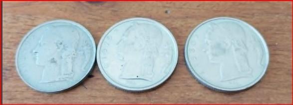 5 francs munten België  Legende in Frans - "BELGIQUE", Ophalen of Verzenden, Overig, Losse munt