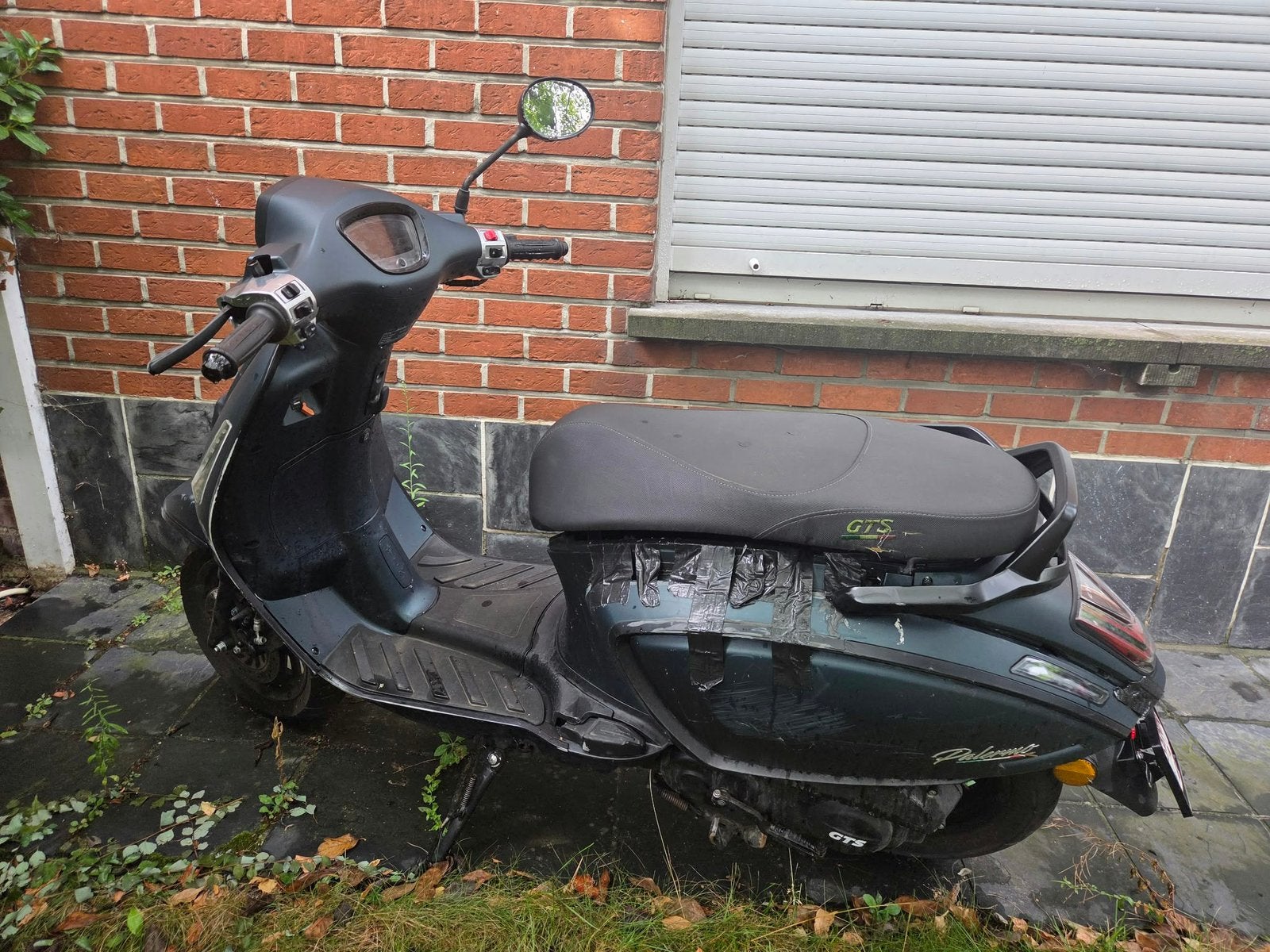 GTS Palermo (2024) –Start & rijdt perfect (Opknapper), Gebruikt, Benzine, Ophalen, Overige merken