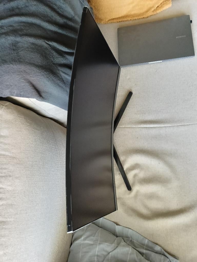 Samsung 27" Gebogen PC-Monitor – S27D394GAU + Bon & Garantie, Computers en Software, Zo goed als nieuw, Samsung, LG, Ophalen, Kantelbaar