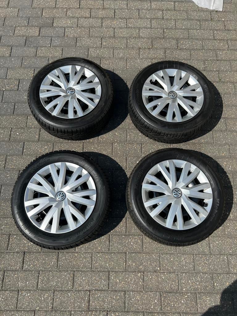 Volkswagen golf 7 winter banden + velgen, Ophalen, Band(en)