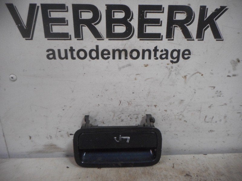 PORTIERGREEP BUITEN LINKS ACHTER Opel Senator B, Gebruikt, Opel, Opel Automobile GmbH, Bahnhofsplatz
65423  Rüsselsheim am Main, DE