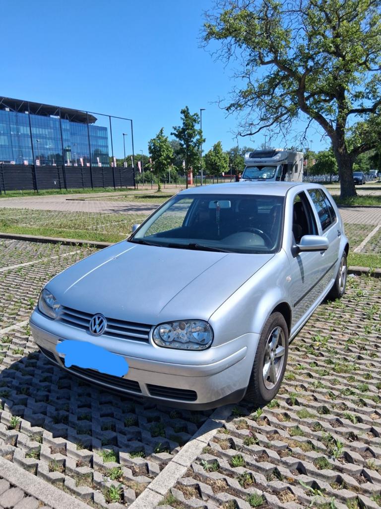 Golf 4 1.6 benzine automaat bj 2002 197.000km, Automaat, 1600 cc, 5 deurs, Euro 4