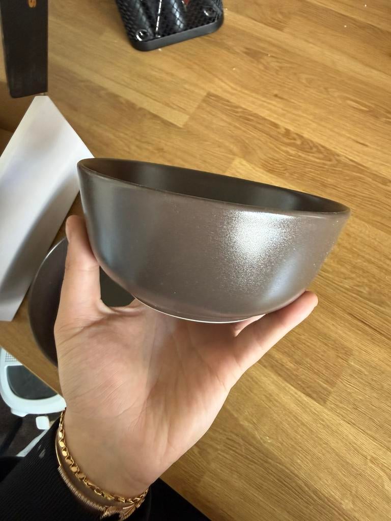 Assiettes Ikea brunes, Enlèvement, Neuf