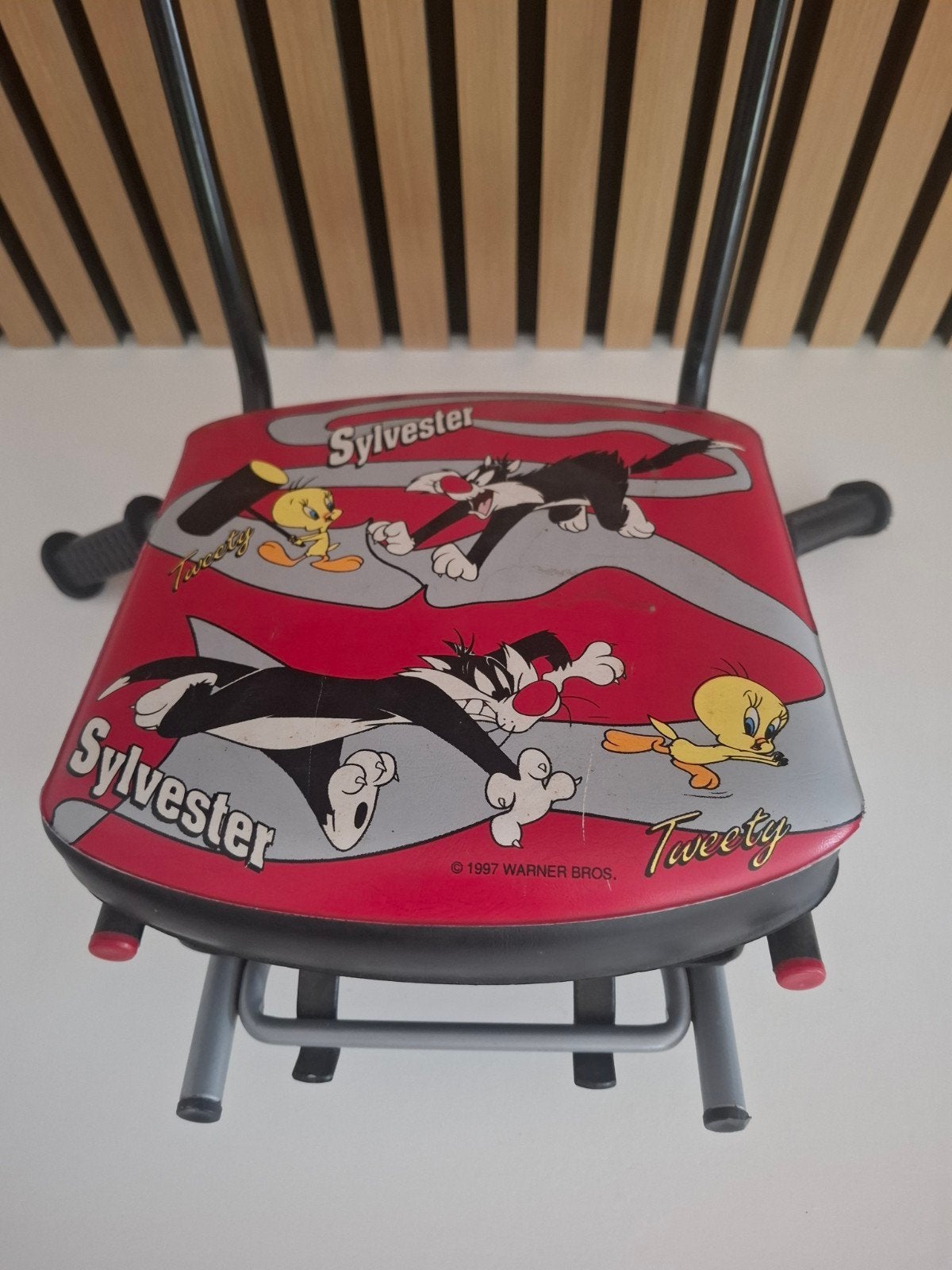 Fietskinderzitje Warner Bros, Ophalen