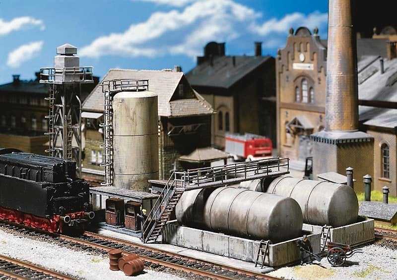Faller: Dieselpompstation NIEUW, Hobby & Loisirs créatifs, Trains miniatures | HO, Neuf, Autres marques, Enlèvement ou Envoi, Pont, Tunnel ou Bâtiment