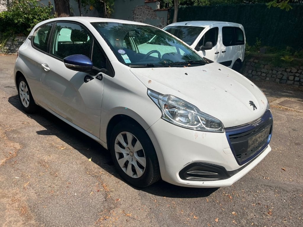 Peugeot 208 208 1.0i PureTech zoals, Voorwielaandrijving, https://public.car-pass.be/vhr/764693bb-cce6-4052-8876-a11e040662b7