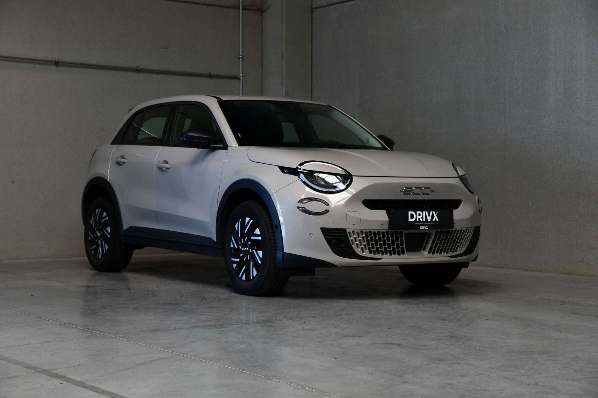 Fiat 600 1.2 - DCT - MHEV - Carplay - Klimatisatie - Camera, Autos, Fiat, Argent ou Gris, Achat, Entreprise, https://public.car-pass.be/vhr/dd2fcafe-d486-4579-89cc-5a1846827e63