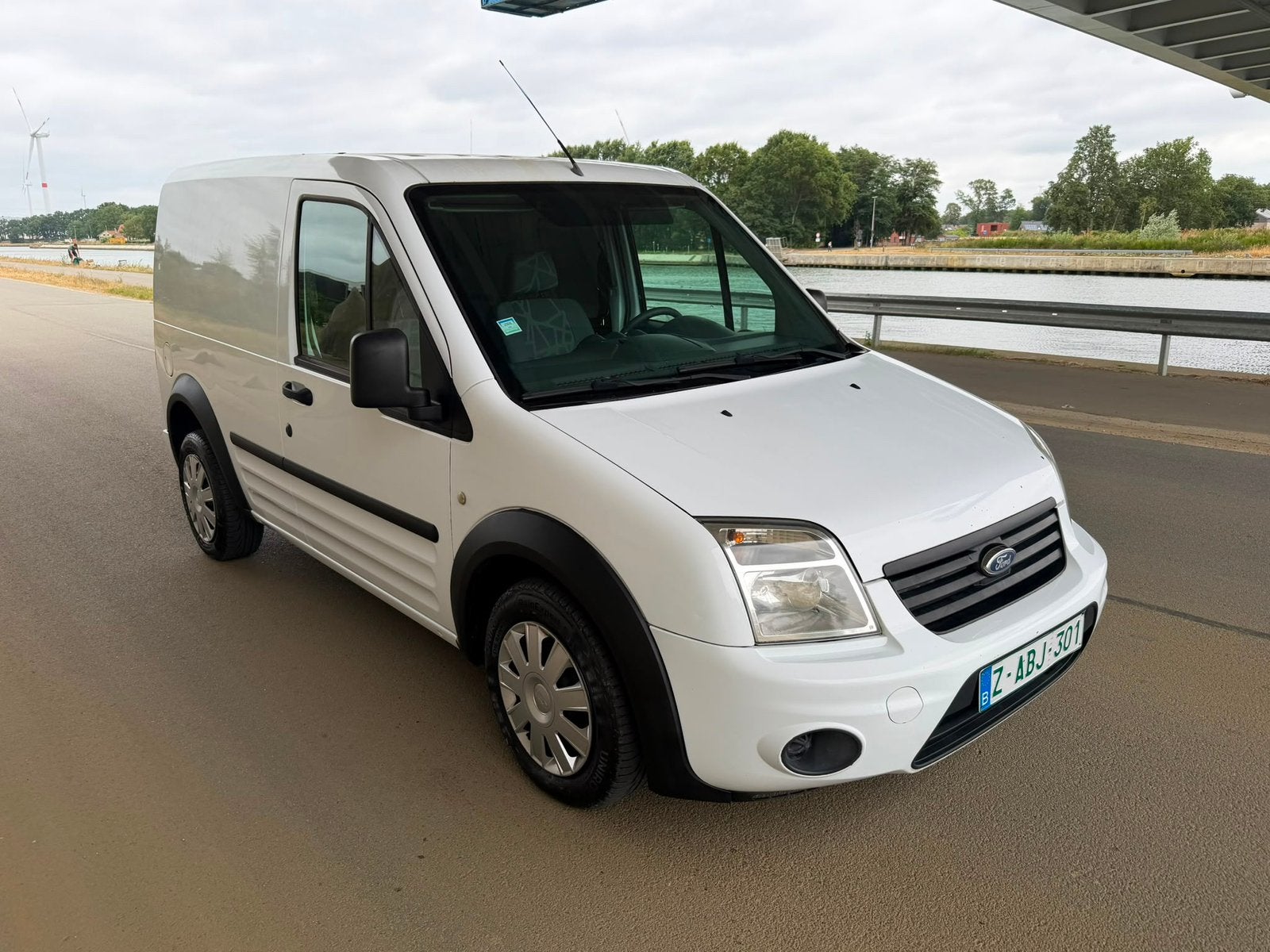 Ford transit connect 1.8TDCi 145.000dkm zeer proper
