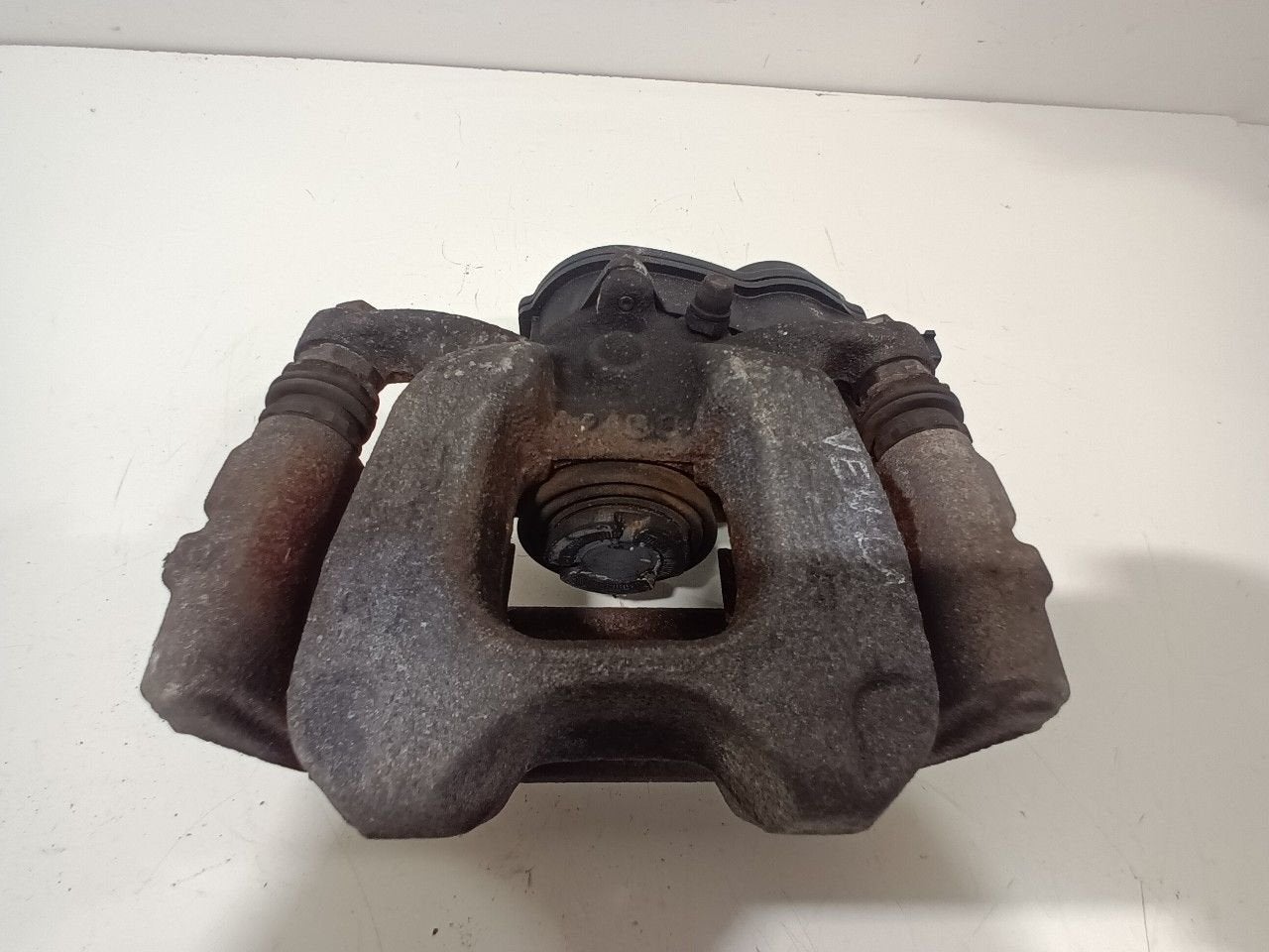 Remklauw links achter Fiat 500X, Autos : Pièces & Accessoires, Onderdelen@venauto.nl, Van der Ven Autorecycling B.V., Ettenseweg 76, 4706 PB Roosendaal, The Netherlands